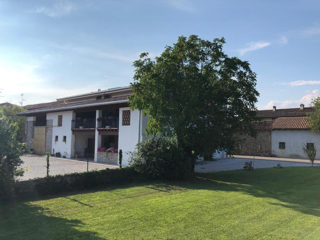 Agriturismo Antica Corte Contadina Premariacco Eksteriør bilde