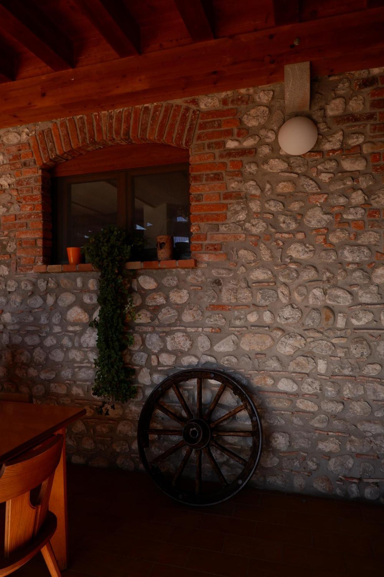 Agriturismo Antica Corte Contadina Premariacco Eksteriør bilde
